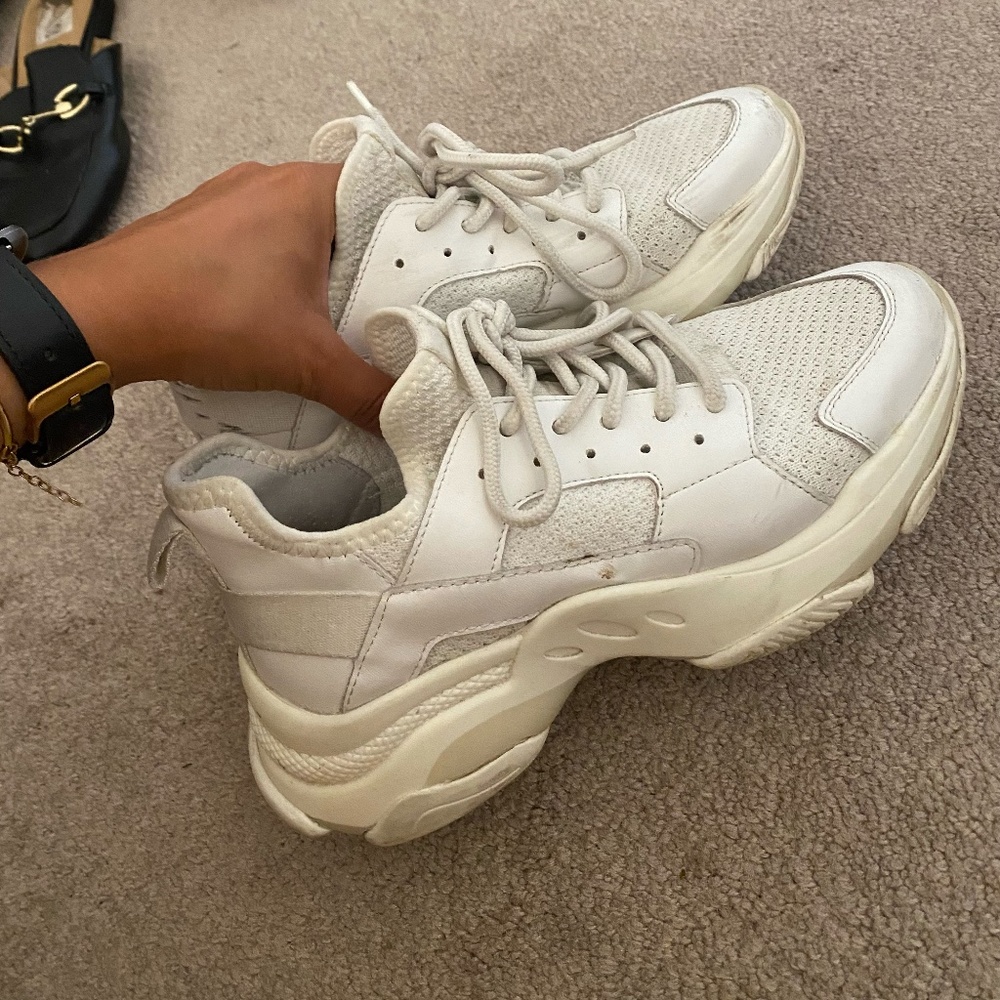 STEVE MADDEN SHOES - 7
